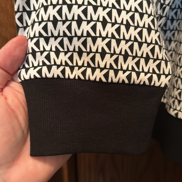 NWOT Michael Kors 3/4 Zip Top - 2x - Picture 3 of 9